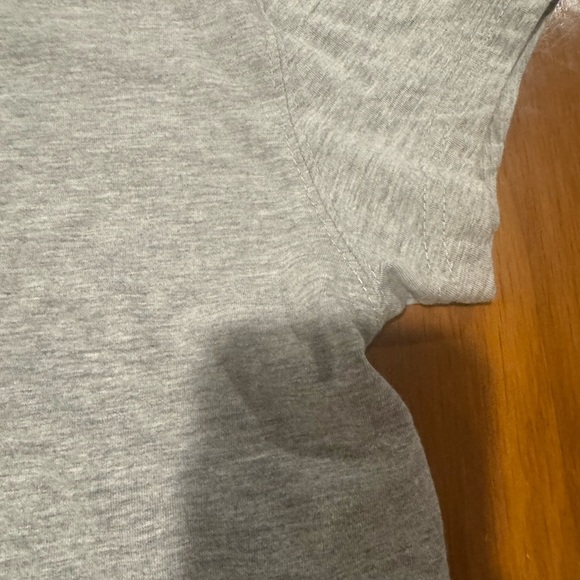 Notre Dame Gray Short Sleeve Women's Tee - Picture 7 of 7